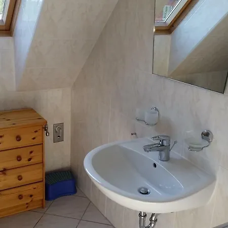 Bett Zwischen Ostsee Und Bodden Appartement